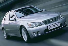 ׿˹LEXUS IS 200