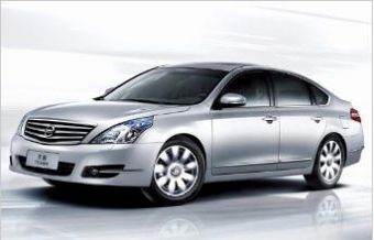 新天籁公爵系列2.5L尊享版(周年纪念版) 新天籁公爵系列2.5L尊享版(周年纪念版)