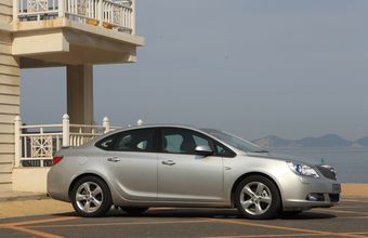 2011款英朗GT 1.6T自动时尚运动型真皮款 2011款英朗GT 1.6T自动时尚运动型真皮款