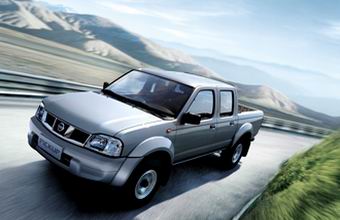 2008款D22皮卡2.4L手动汽油版四驱高级 2008款D22皮卡2.4L手动汽油版四驱高级