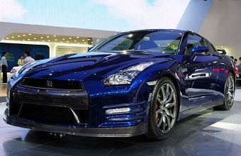 2012款日产GT-R 3.8T高配版 2012款日产GT-R 3.8T高配版