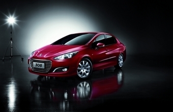 2012款东风标致308三厢2.0L自动尊尚版 2012款东风标致308三厢2.0L自动尊尚版