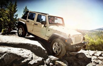 2013款牧马人3.6L罗宾汉两门十周年纪念版 2013款牧马人3.6L罗宾汉两门十周年纪念版