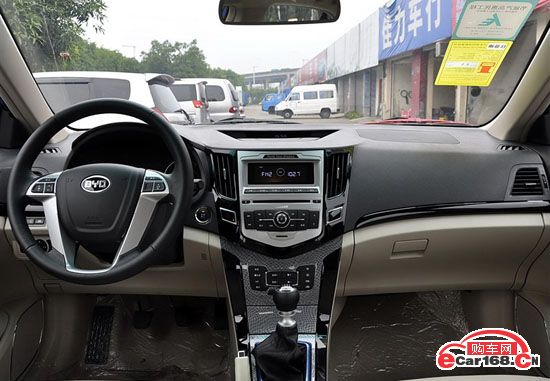 速锐 内饰图