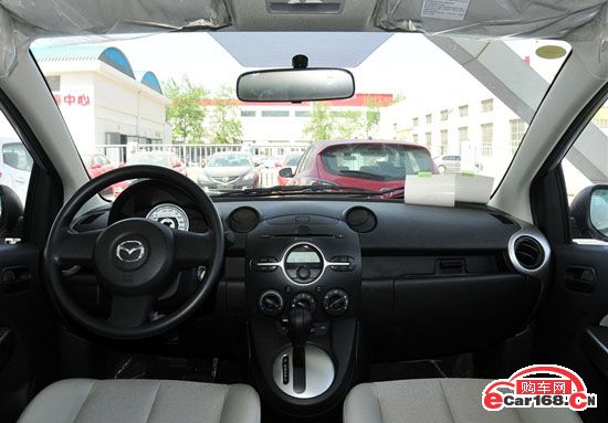 马自达2 内饰图