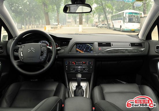 雪铁龙C5 内饰图