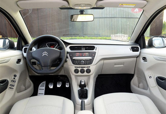 全新爱丽舍 内饰图 全新爱丽舍 内饰图