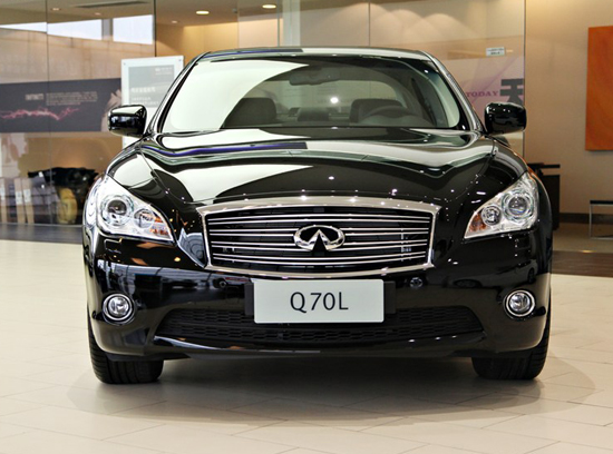 英菲尼迪Q70L 外观图 英菲尼迪Q70L 外观图