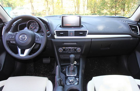 马自达3昂克赛拉 内饰图