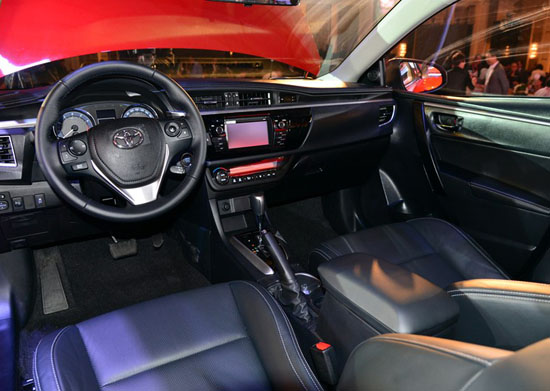 雷凌 内饰图 雷凌 内饰图