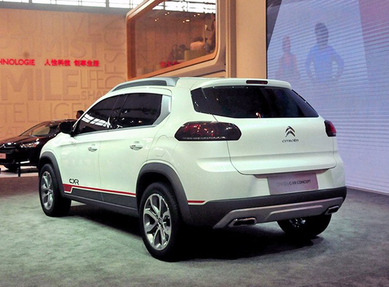 雪铁龙C3-XR 内饰图 雪铁龙C3-XR 内饰图