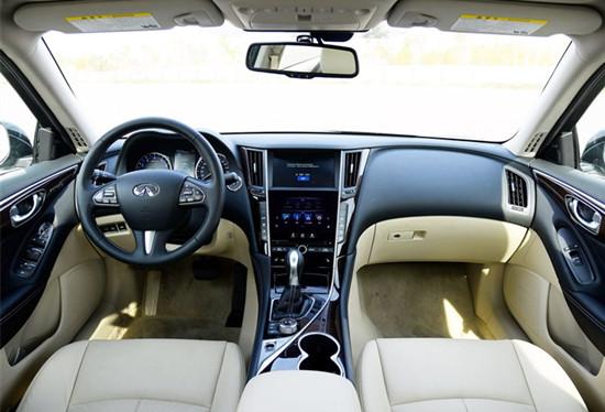 英菲尼迪Q50L 内饰图