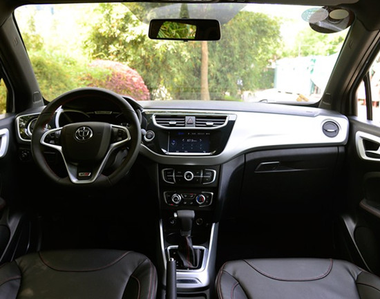 中华V3 内饰图 中华V3 内饰图