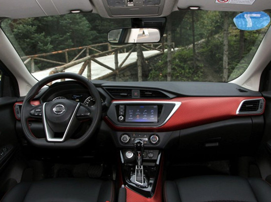 LANNIA 蓝鸟 内饰图