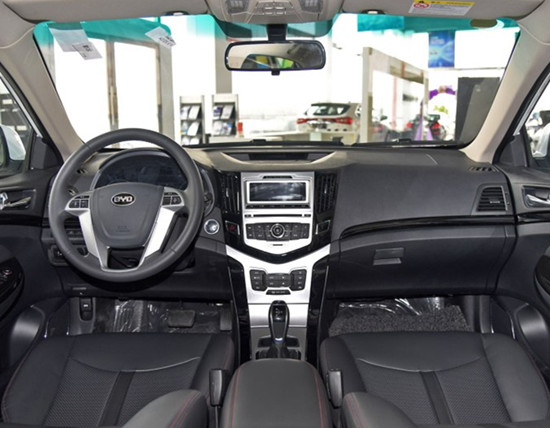 比亚迪e5 内饰图