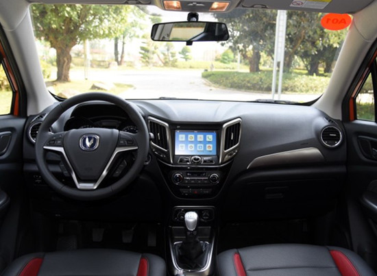 长安CS15 内饰图 长安CS15 内饰图