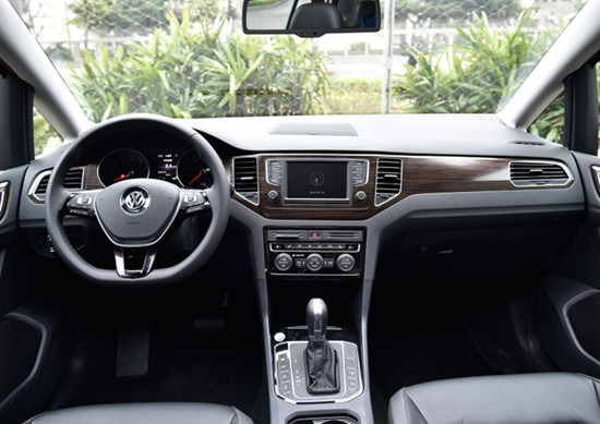 高尔夫·嘉旅 内饰图 高尔夫·嘉旅 内饰图