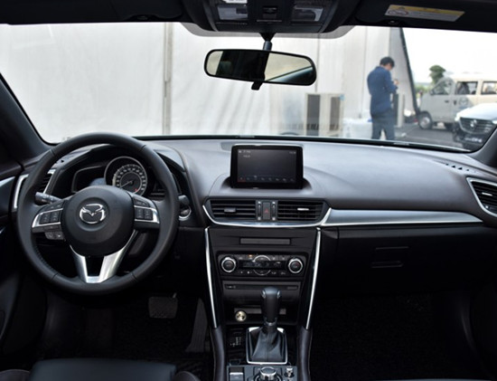 马自达CX-4 内饰图 马自达CX-4 内饰图