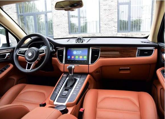 众泰SR9 内饰图 众泰SR9 内饰图