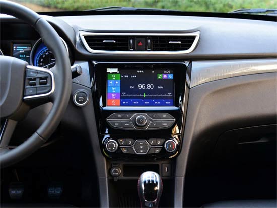 开瑞K60 内饰图 开瑞K60 内饰图