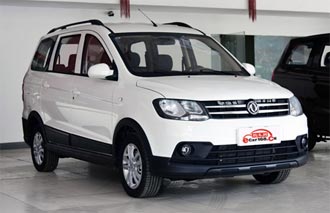 东风风光360 2015款 1.5L 手动舒适型Ⅱ 5座 东风风光360 2015款 1.5L 手动舒适型Ⅱ 5座