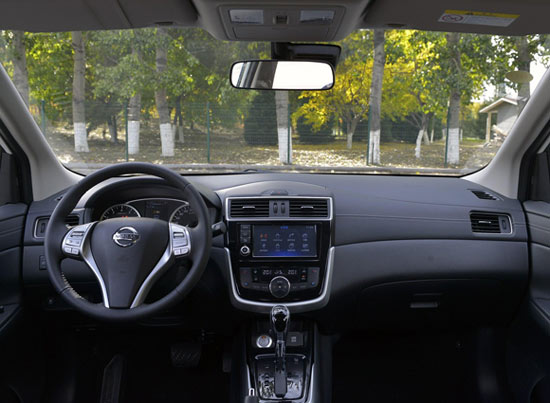 骐达 内饰图 骐达 内饰图