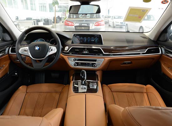 宝马7系 内饰图