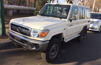 ���¿�·��LC76 2016�� �ж��� 4.0L�����ֶ� ���ֱ���