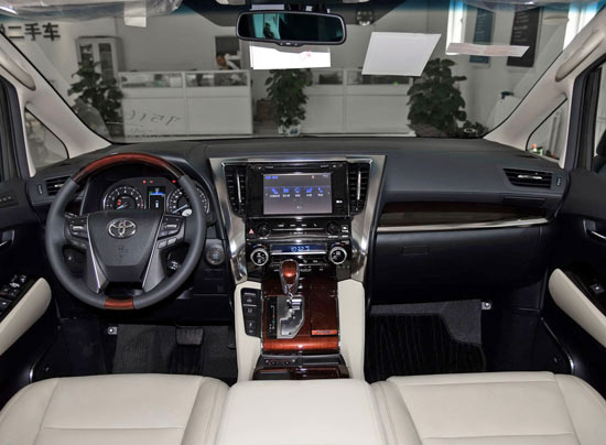 埃尔法Alphard 内饰图