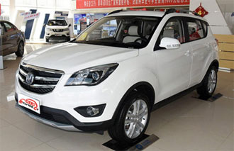 ����CS35 2017�� 1.5T �ֶ������˶���