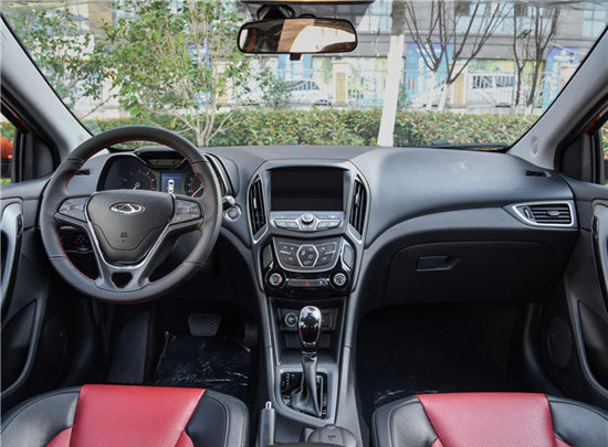 艾瑞泽5 内饰图