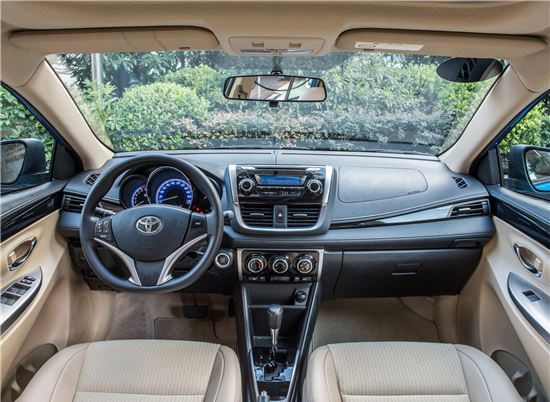 YARiS L 致炫 内饰图 YARiS L 致炫 内饰图