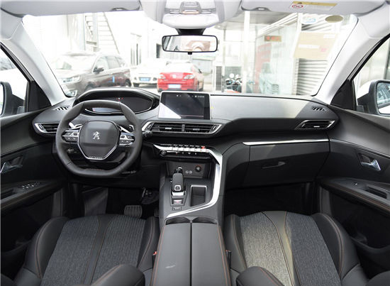 标致5008 内饰图