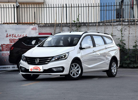 宝骏310w 外观图 宝骏310w 外观图