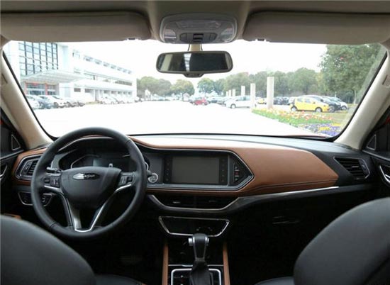 众泰T300 内饰图 众泰T300 内饰图