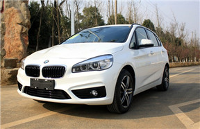 ����2ϵ 2018�� ˫�Ž��ܳ� M240i M Performance �ر��