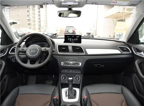奥迪Q3 内饰图
