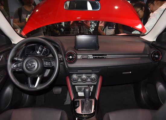 马自达CX-3 内饰图