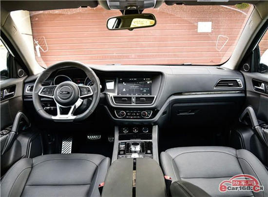众泰T600 内饰图