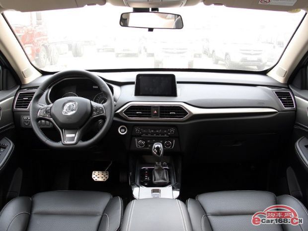 风光S560 内饰图 风光S560 内饰图