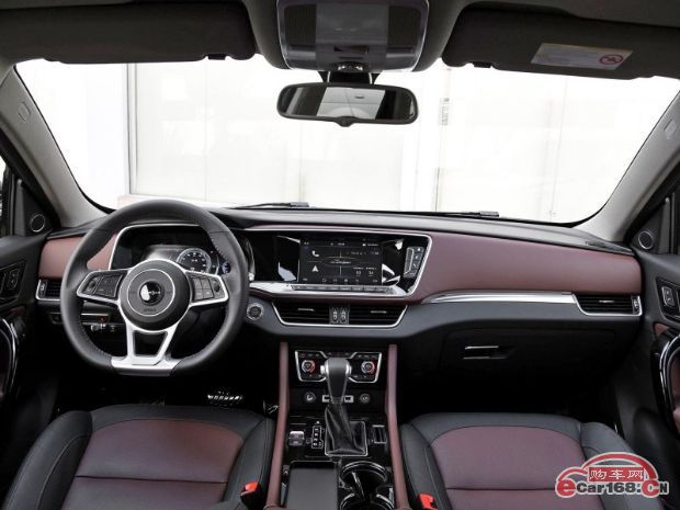 众泰T600 Coupe 内饰图 众泰T600 Coupe 内饰图