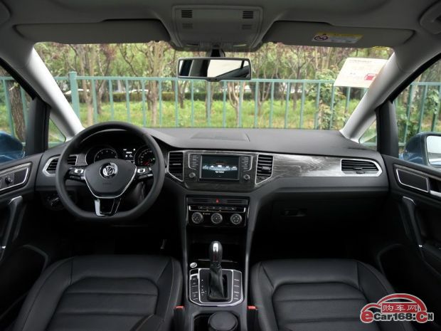 高尔夫·嘉旅 内饰图 高尔夫·嘉旅 内饰图