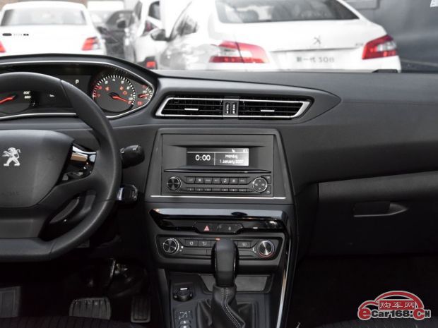 标致308 内饰图