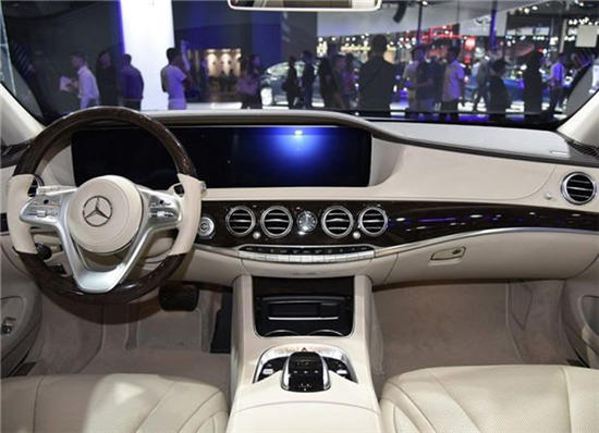 迈巴赫S级(平行进口) 内饰图 迈巴赫S级(平行进口) 内饰图