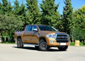  2018  ˫ 2.5T ֶ  Ӣ 