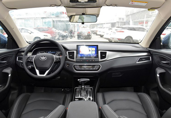 骏派D80 内饰图 骏派D80 内饰图