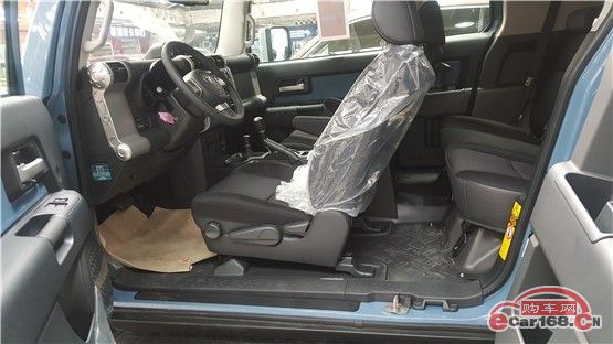 FJ酷路泽 内饰图 FJ酷路泽 内饰图