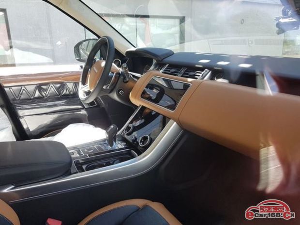 揽胜运动版 内饰图 揽胜运动版 内饰图