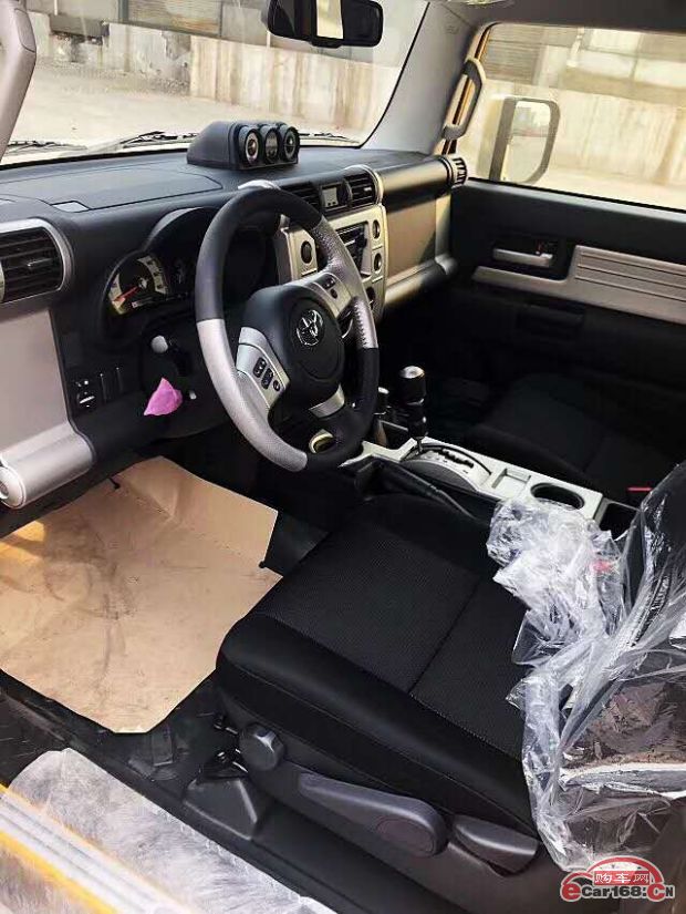 FJ酷路泽 内饰图 FJ酷路泽 内饰图