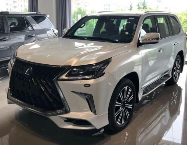 雷克萨斯LX 外观图
